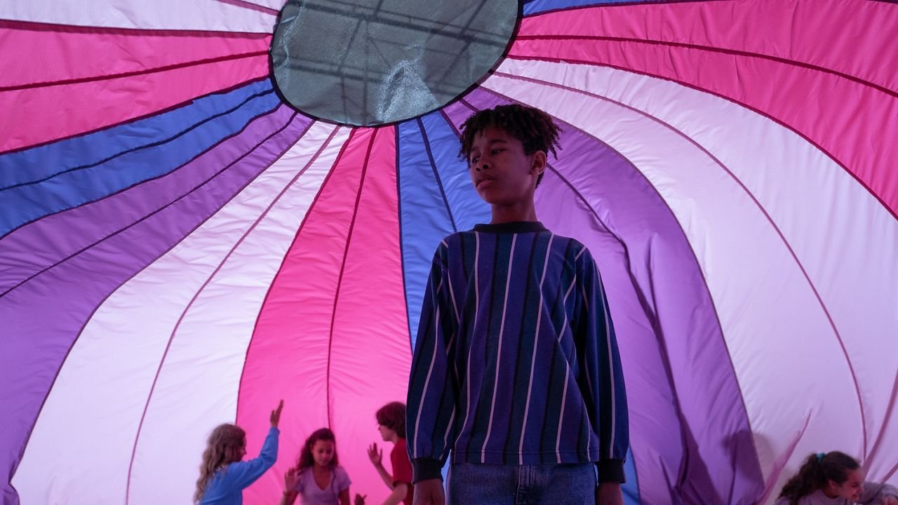 I Saw the TV Glow' Review: For Everyone That Grew Up With Shining Screens —  FilmSpeak